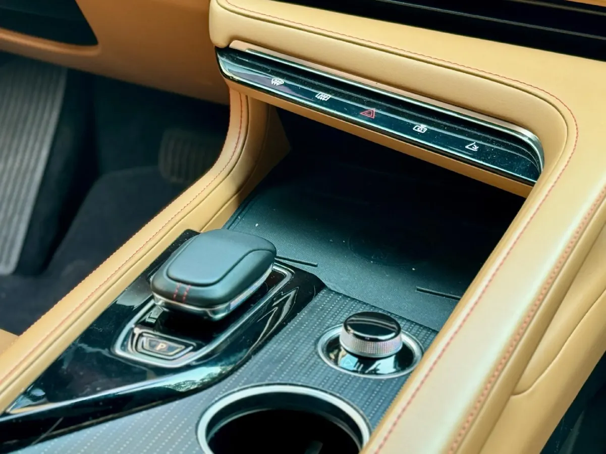 2022 Zeekr 001 BEV 86KWH,autocango,china used car exporter,china ev exporter,chinese used car exporter,chinese used ev exporter