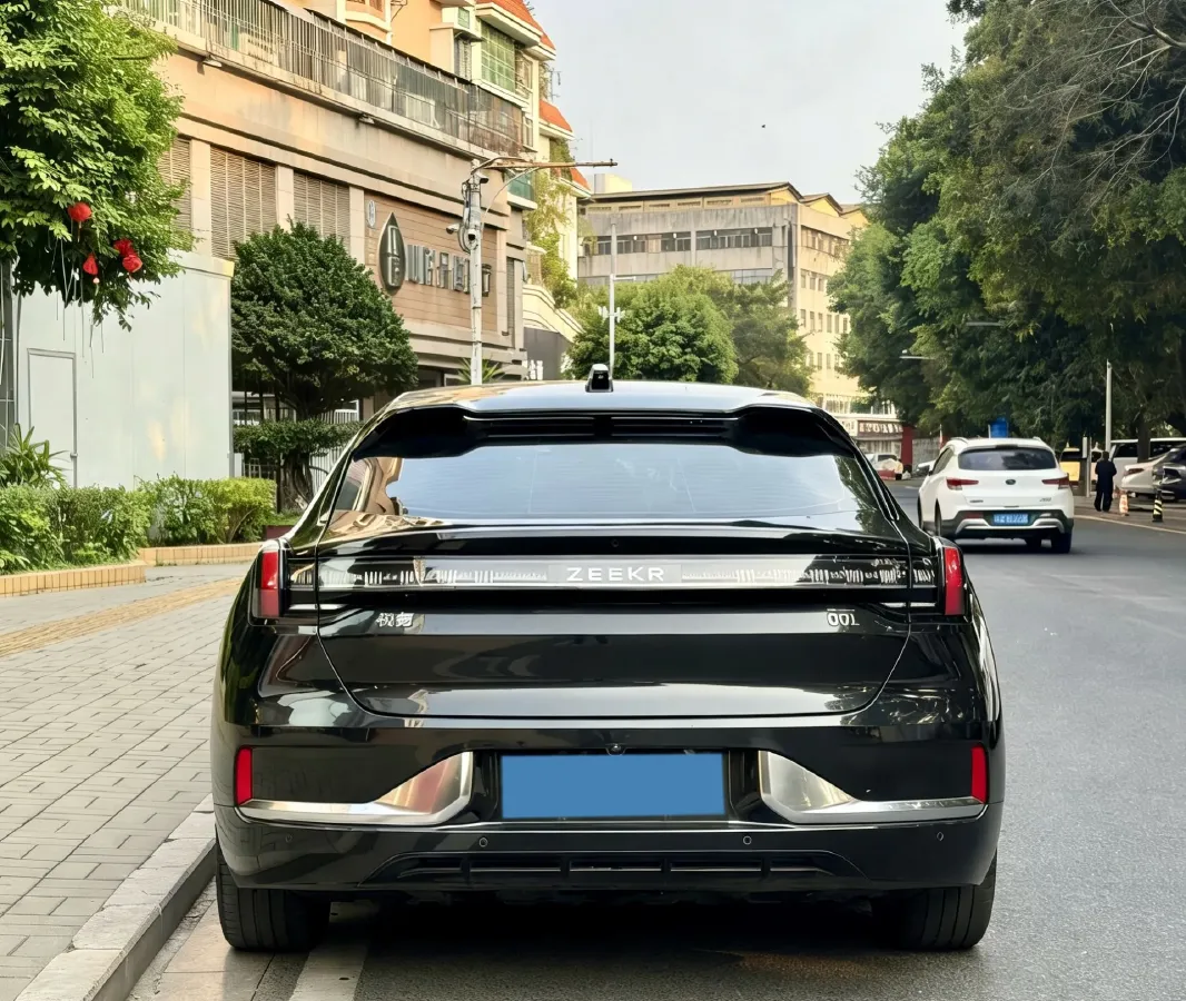 2022 Zeekr 001 BEV 86KWH,autocango,china used car exporter,china ev exporter,chinese used car exporter,chinese used ev exporter