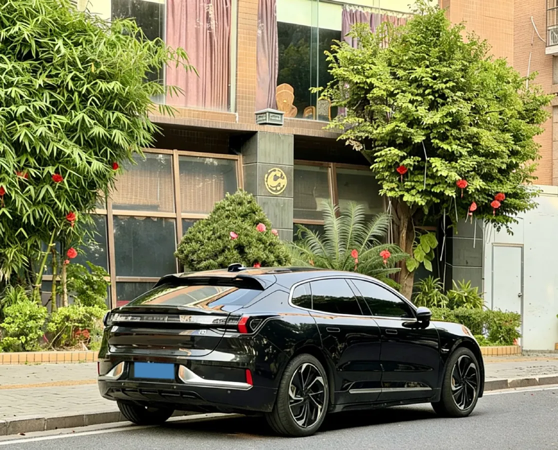 2022 Zeekr 001 BEV 86KWH,autocango,china used car exporter,china ev exporter,chinese used car exporter,chinese used ev exporter