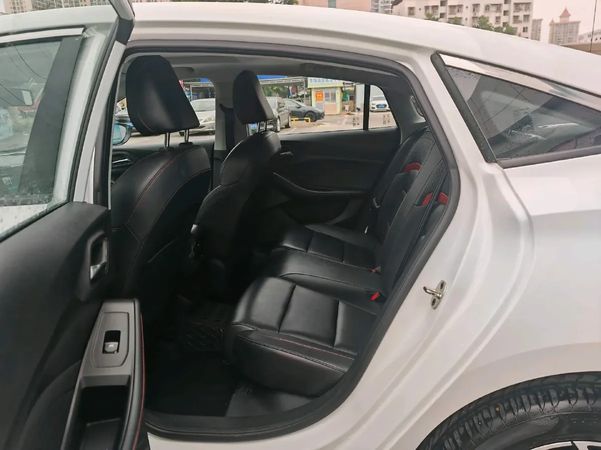 2021 MG 5 1.5L 120HP L4 CVT,autocango,china used car exporter,china ev exporter,chinese used car exporter,chinese used ev exporter