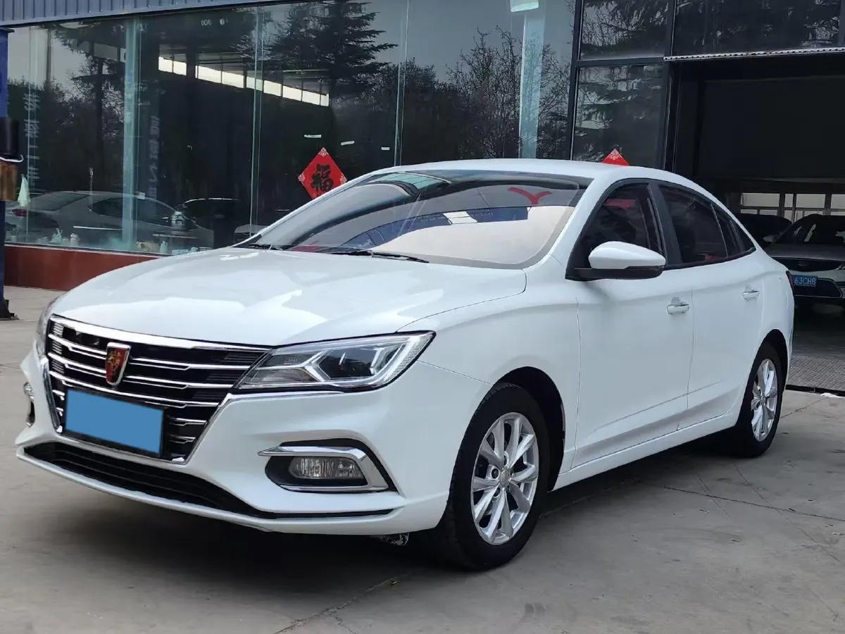 2021 Roewe i5 1.5L 120HP L4 5MT,autocango,china used car exporter,china ev exporter,chinese used car exporter,chinese used ev exporter