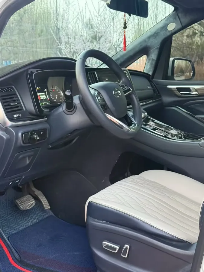 2021 GAC Trumpchi M8 2.0T 252HP L4 8AT,autocango,china used car exporter,china ev exporter,chinese used car exporter,chinese used ev exporter