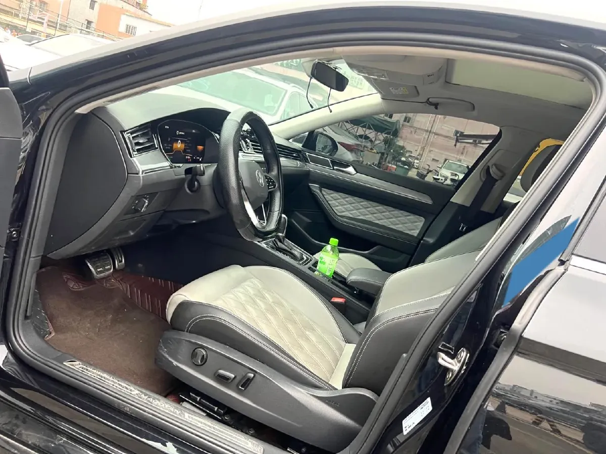 2023 Volkswagen Magotan 1.4T 150HP L4 7DCT,autocango,china used car exporter,china ev exporter,chinese used car exporter,chinese used ev exporter