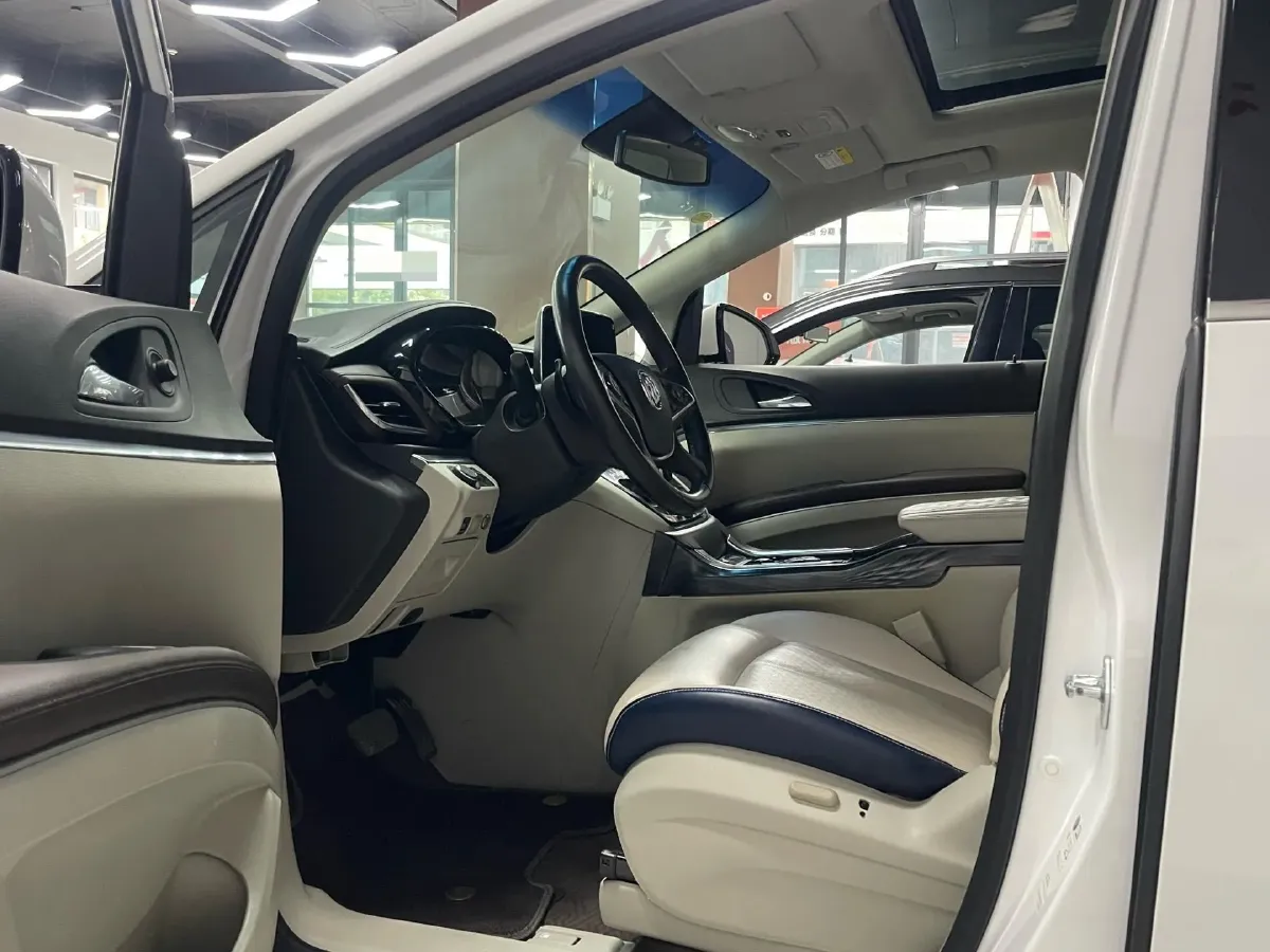 2021 Buick GL8 2.0T 237HP L4 9AT,autocango,china used car exporter,china ev exporter,chinese used car exporter,chinese used ev exporter