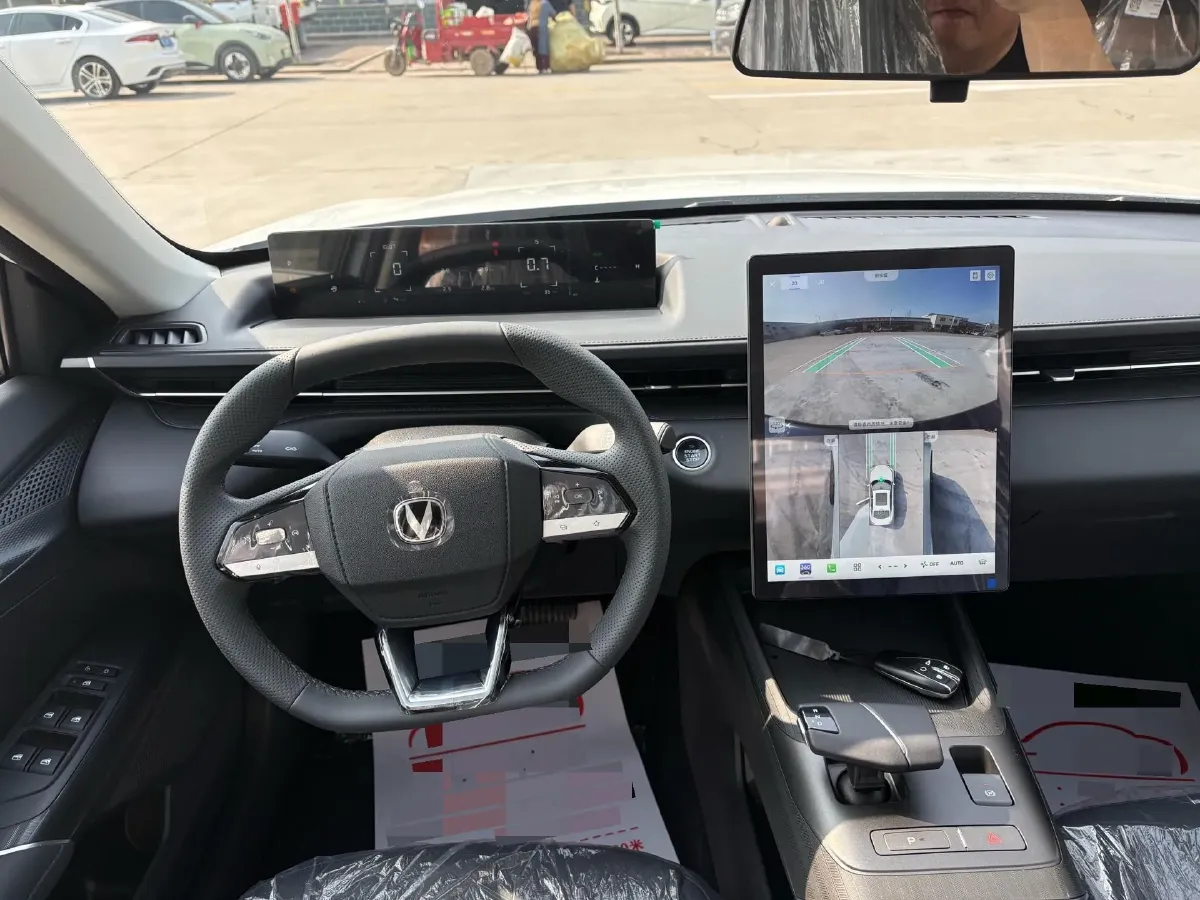 2025 ChangAn Eado 1.5T 192HP L4 7DCT,autocango,china used car exporter,china ev exporter,chinese used car exporter,chinese used ev exporter