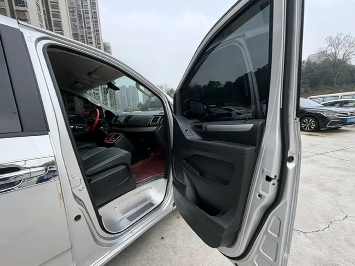 2023 MAXUS G10 2.0T 163HP L4 6MT,autocango,china used car exporter,china ev exporter,chinese used car exporter,chinese used ev exporter