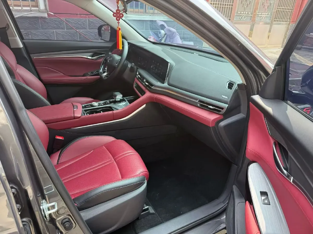 2022 ChangAn CS75 Plus 1.5T 178HP L4 6AT,autocango,china used car exporter,china ev exporter,chinese used car exporter,chinese used ev exporter