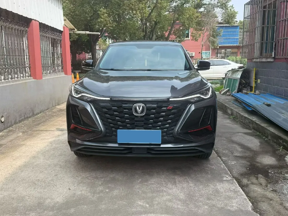 2022 ChangAn CS75 Plus 1.5T 178HP L4 6AT,autocango,china used car exporter,china ev exporter,chinese used car exporter,chinese used ev exporter