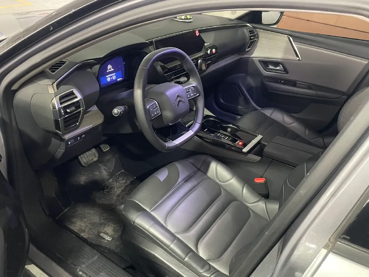 2022 Citroen C5 X 1.6T 175HP L4 8AT,autocango,china used car exporter,china ev exporter,chinese used car exporter,chinese used ev exporter