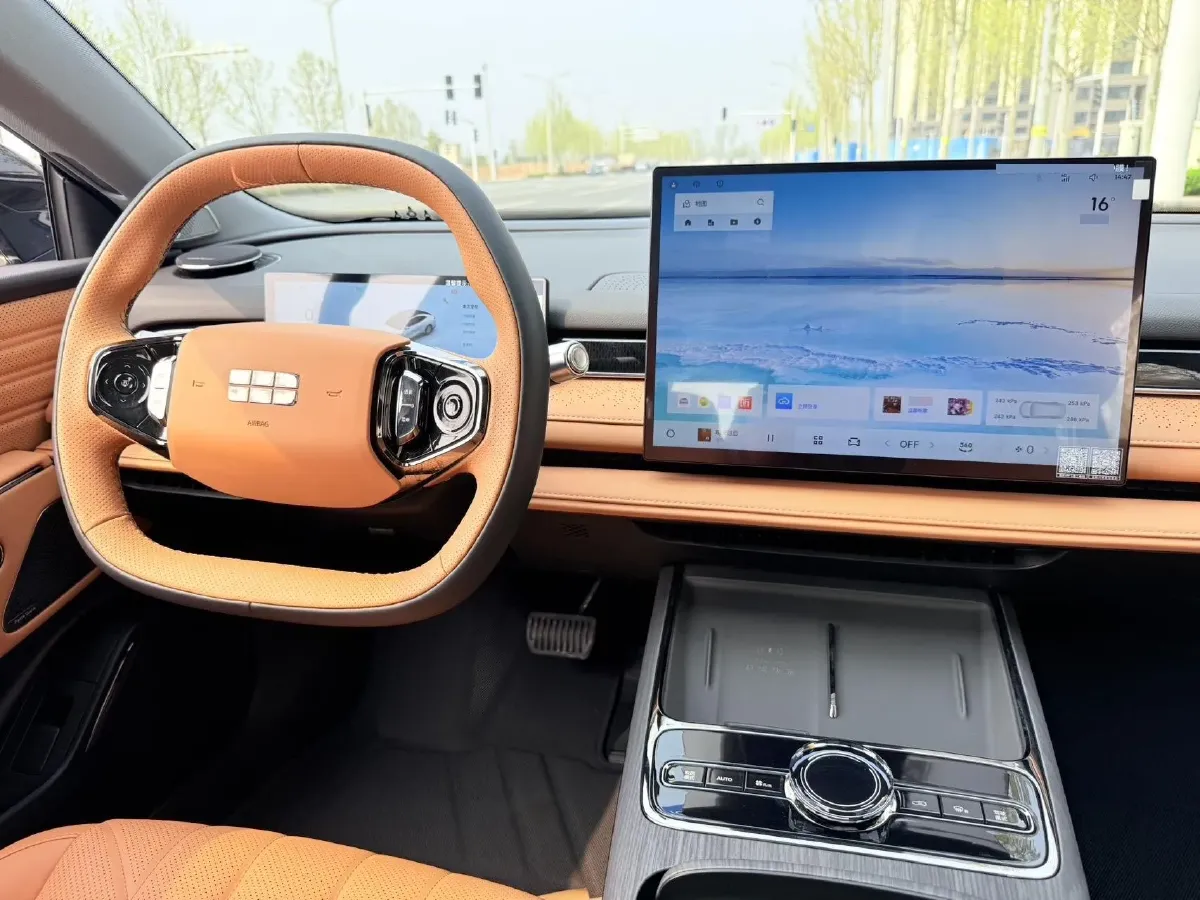 2025 Geely Galaxy Starshine 8 1.5L 112HP L4 1DHT PHEV,autocango,china used car exporter,china ev exporter,chinese used car exporter,chinese used ev exporter