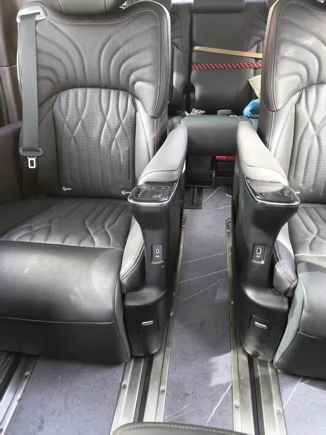 2024 GAC Trumpchi M8 2.0T 252HP L4 8AT,autocango,china used car exporter,china ev exporter,chinese used car exporter,chinese used ev exporter