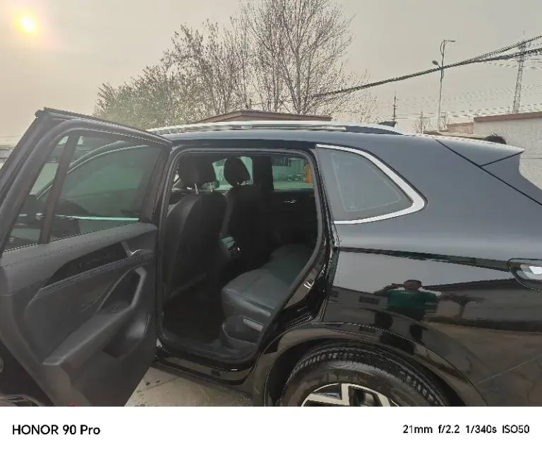 2025 Volkswagen Tiguan L 2.0T 220HP L4 7DCT,autocango,china used car exporter,china ev exporter,chinese used car exporter,chinese used ev exporter