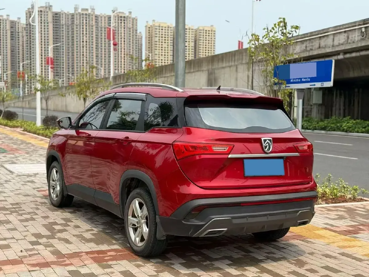 2018 BaoJun 530 1.5T 150HP L4 6MT,autocango,china used car exporter,china ev exporter,chinese used car exporter,chinese used ev exporter