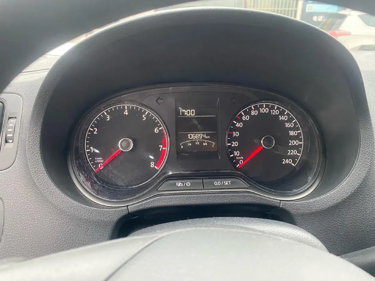 2016 Volkswagen Polo 1.4L 90HP L4 6AT,autocango,china used car exporter,china ev exporter,chinese used car exporter,chinese used ev exporter