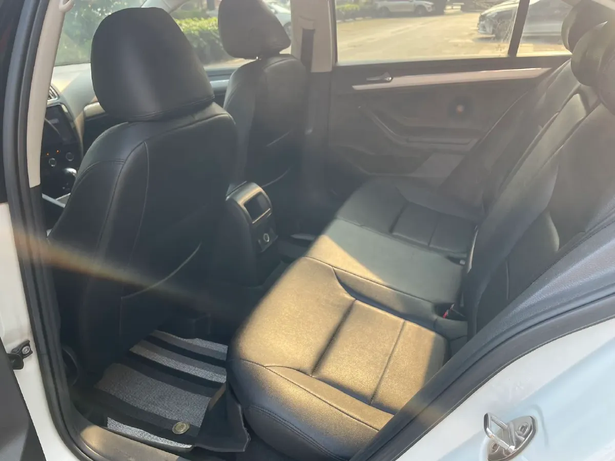 2018 Volkswagen Bora 1.5L 110HP L4 6AT,autocango,china used car exporter,china ev exporter,chinese used car exporter,chinese used ev exporter