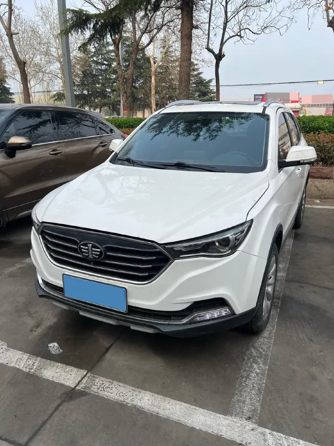 2019 Bestune X40 1.6L 114HP L4 6AT,autocango,china used car exporter,china ev exporter,chinese used car exporter,chinese used ev exporter