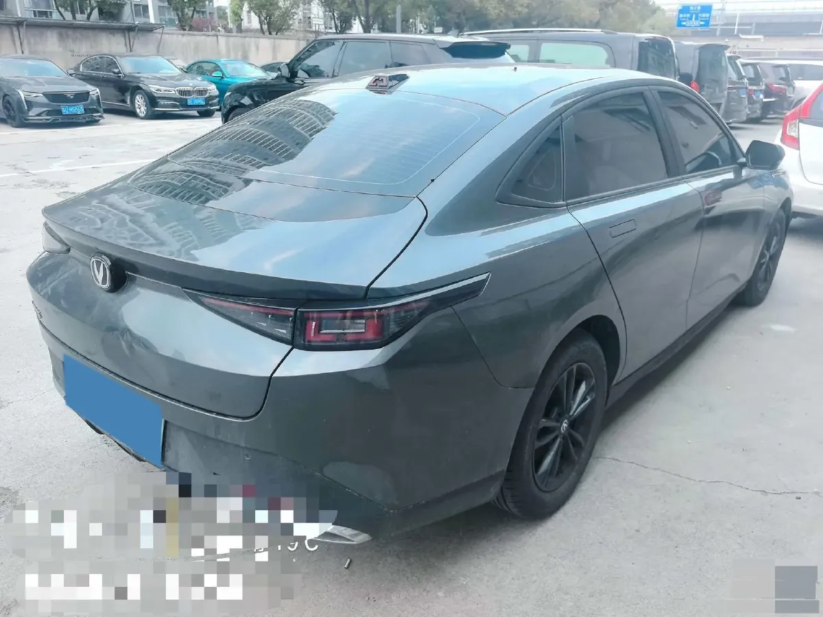 2023 ChangAn Lamore 1.5T 170HP L4 7DCT,autocango,china used car exporter,china ev exporter,chinese used car exporter,chinese used ev exporter