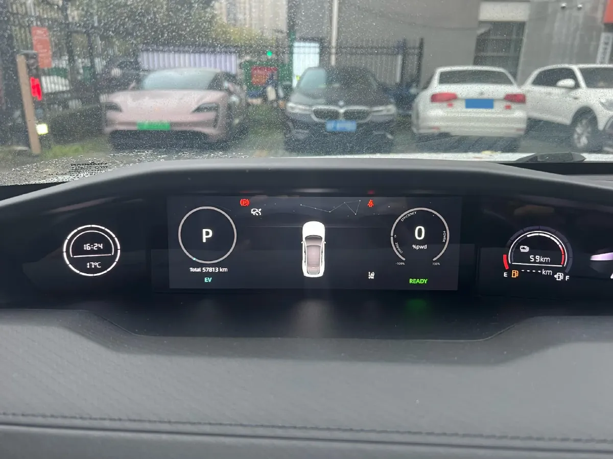 2023 ChangAn UNI-V iDD 1.5T 170HP L4 6TCT PHEV 18.4KWH,autocango,china used car exporter,china ev exporter,chinese used car exporter,chinese used ev exporter