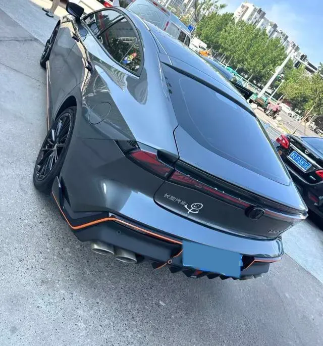 2023 ChangAn UNI-V 1.5T 188HP L4 7DCT,autocango,china used car exporter,china ev exporter,chinese used car exporter,chinese used ev exporter