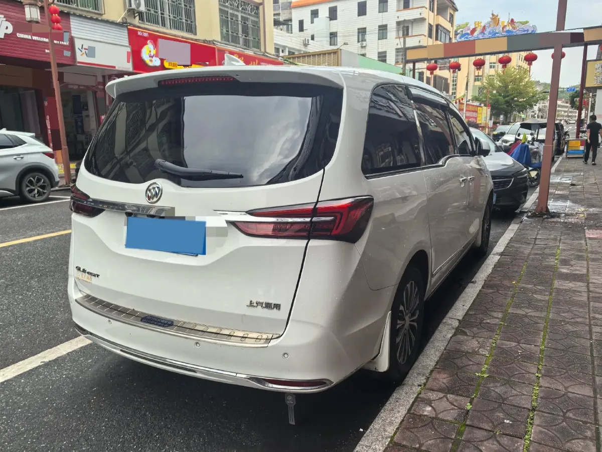 2022 Buick GL8 2.0T 237HP L4 9AT,autocango,china used car exporter,china ev exporter,chinese used car exporter,chinese used ev exporter