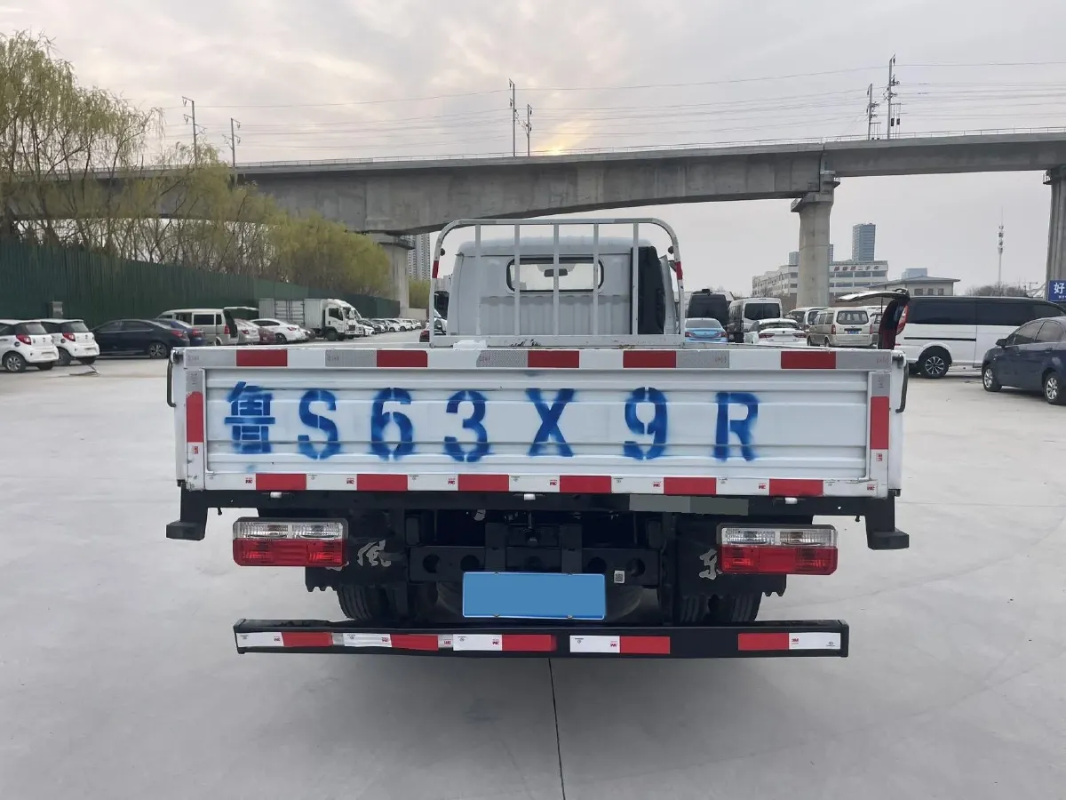 2007 Landwind X6 2.0L 114HP L4 5MT,autocango,china used car exporter,china ev exporter,chinese used car exporter,chinese used ev exporter