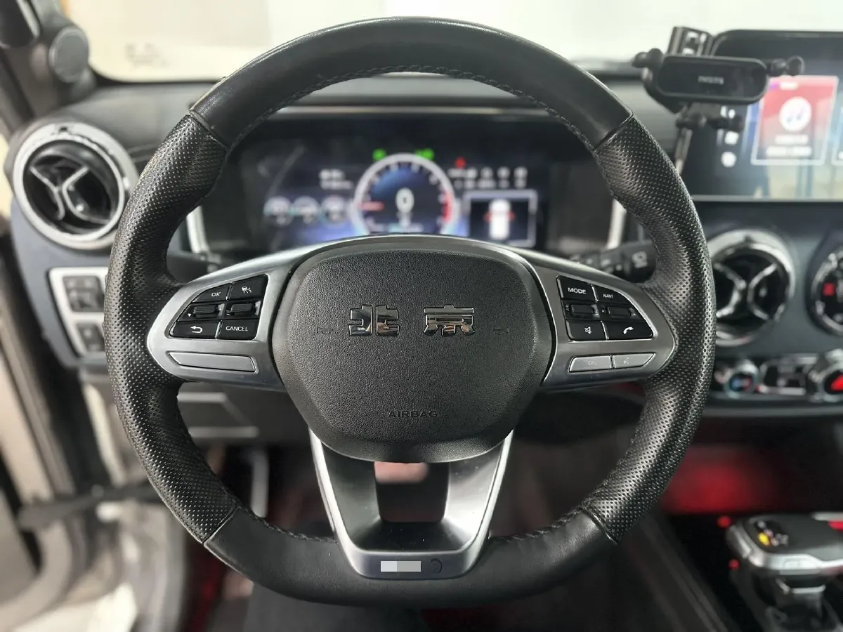 2023 Beijing BJ40 2.0T 224HP L4 8AT,autocango,china used car exporter,china ev exporter,chinese used car exporter,chinese used ev exporter