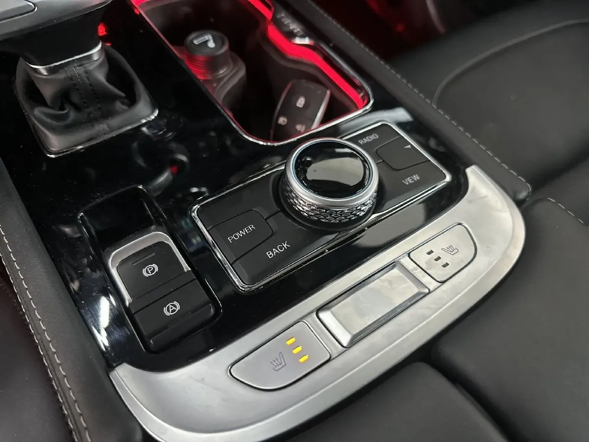 2023 Beijing BJ40 2.0T 224HP L4 8AT,autocango,china used car exporter,china ev exporter,chinese used car exporter,chinese used ev exporter