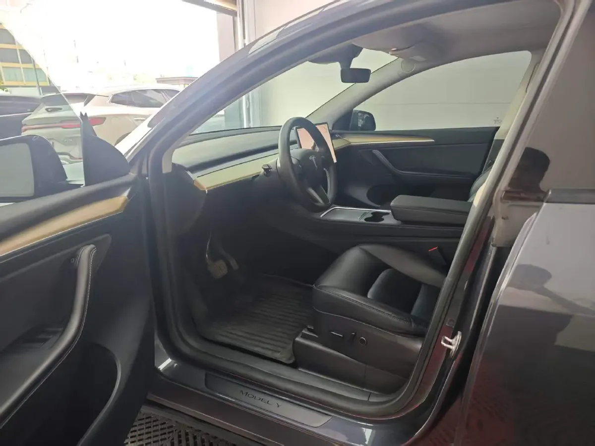 2022 Tesla Model Y BEV 60KWH,autocango,china used car exporter,china ev exporter,chinese used car exporter,chinese used ev exporter