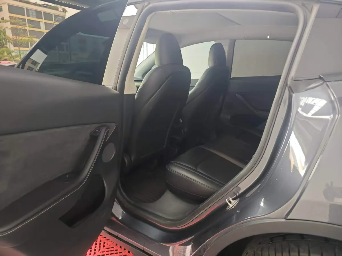 2022 Tesla Model Y BEV 60KWH,autocango,china used car exporter,china ev exporter,chinese used car exporter,chinese used ev exporter