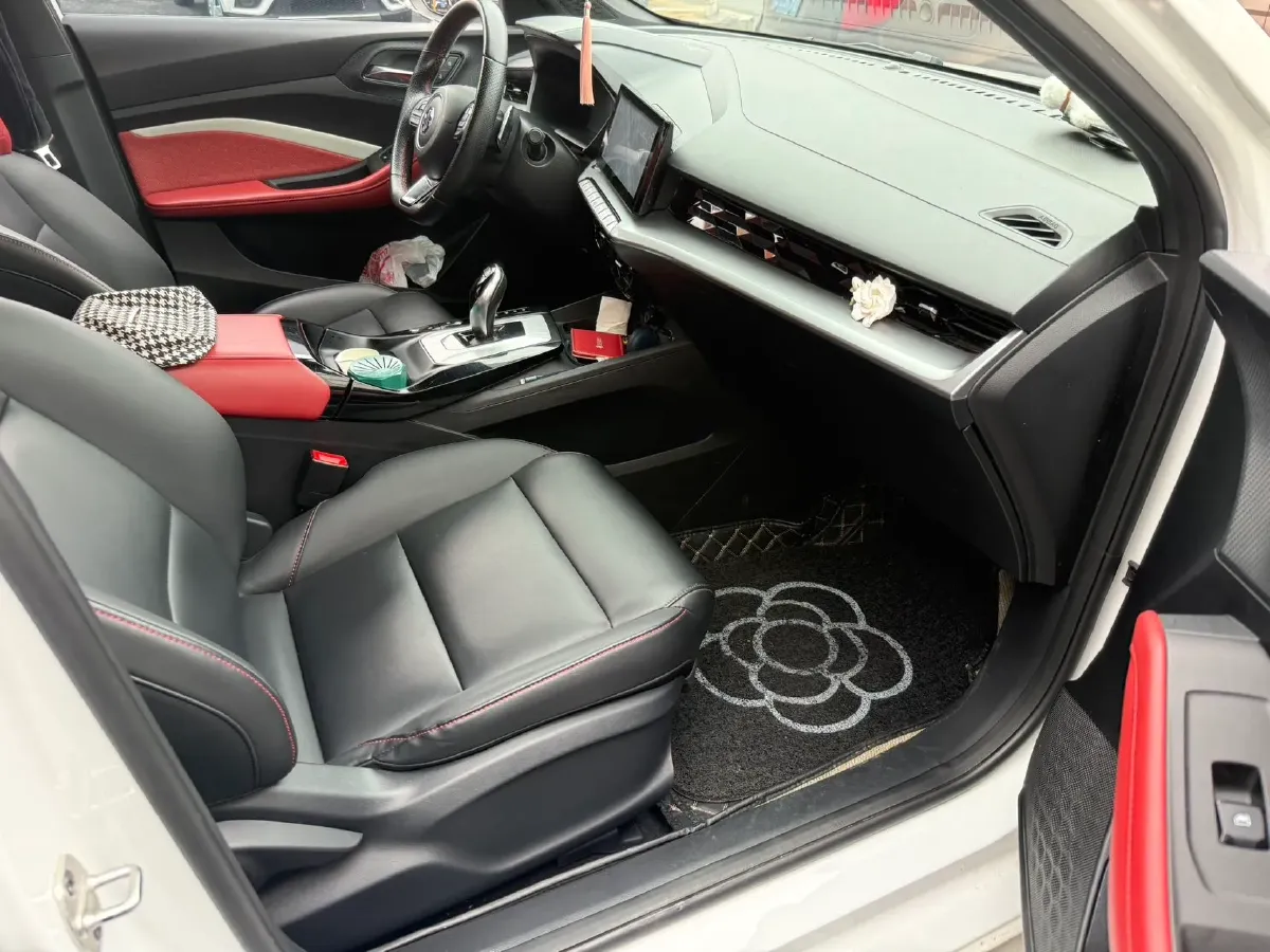 2021 MG 5 1.5T 173HP L4 7DCT,autocango,china used car exporter,china ev exporter,chinese used car exporter,chinese used ev exporter