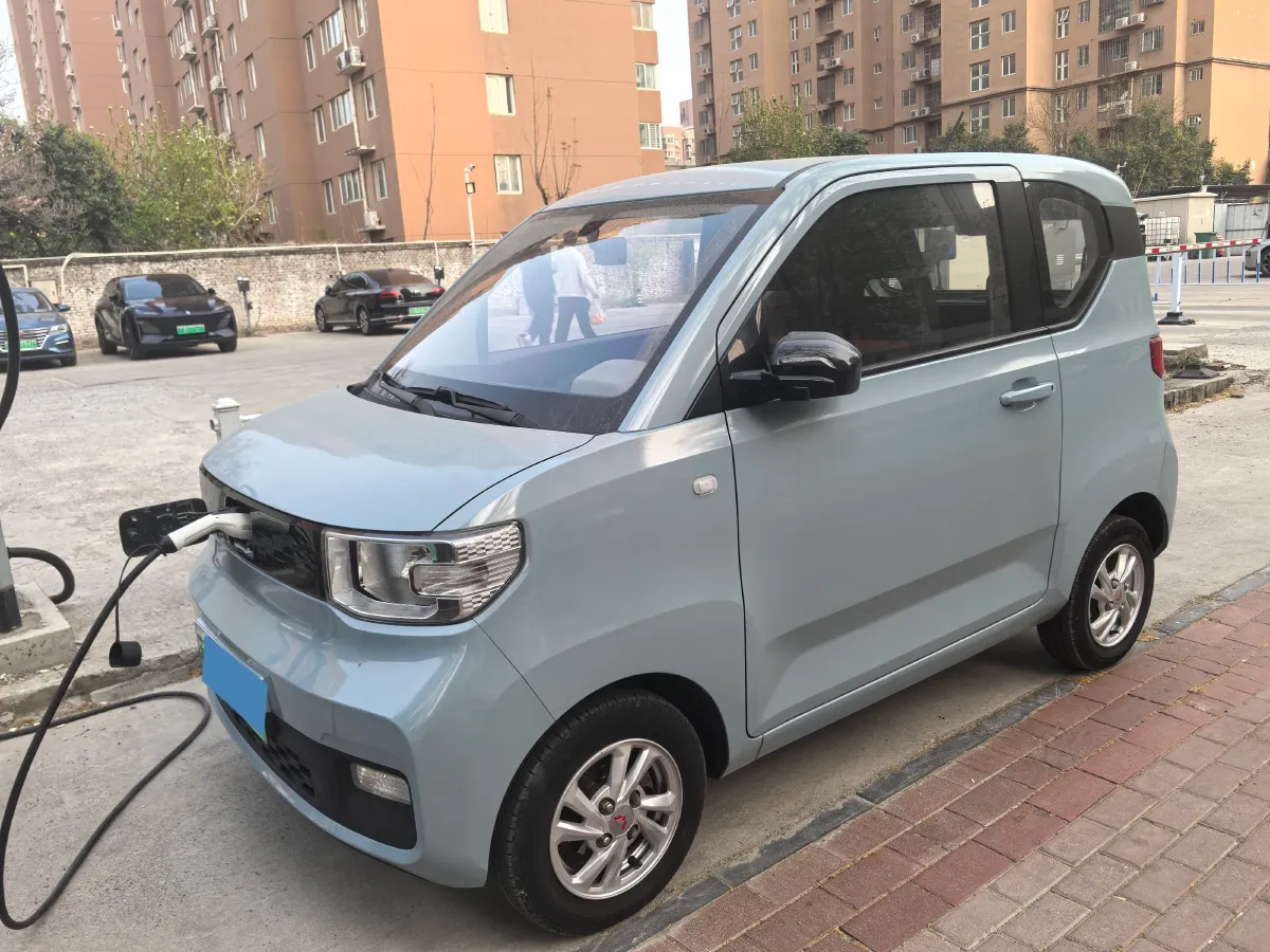 2020 WuLing HongGuang MINI EV BEV 9.3KWH,autocango,china used car exporter,china ev exporter,chinese used car exporter,chinese used ev exporter