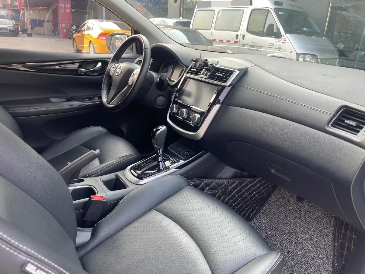 2020 Nissan Tiida 1.6L 126HP L4 CVT,autocango,china used car exporter,china ev exporter,chinese used car exporter,chinese used ev exporter