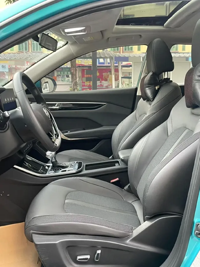 2020 DongFeng Aeolus YiXuan 1.5T 150HP L4 6DCT,autocango,china used car exporter,china ev exporter,chinese used car exporter,chinese used ev exporter