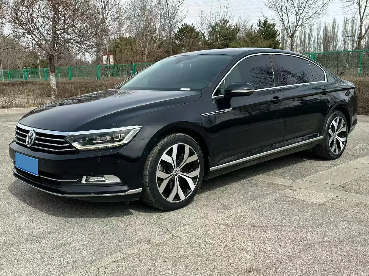 2018 Volkswagen Magotan 1.8T 180HP L4 7DCT,autocango,china used car exporter,china ev exporter,chinese used car exporter,chinese used ev exporter