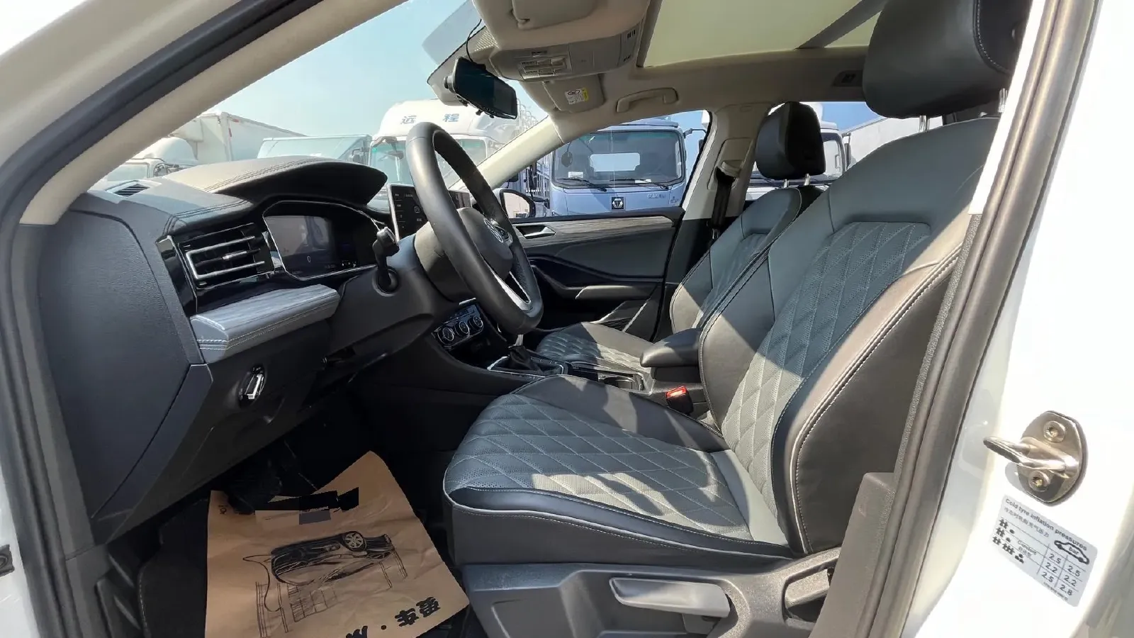 2023 Volkswagen Sagitar 1.5T 160HP L4 7DCT,autocango,china used car exporter,china ev exporter,chinese used car exporter,chinese used ev exporter