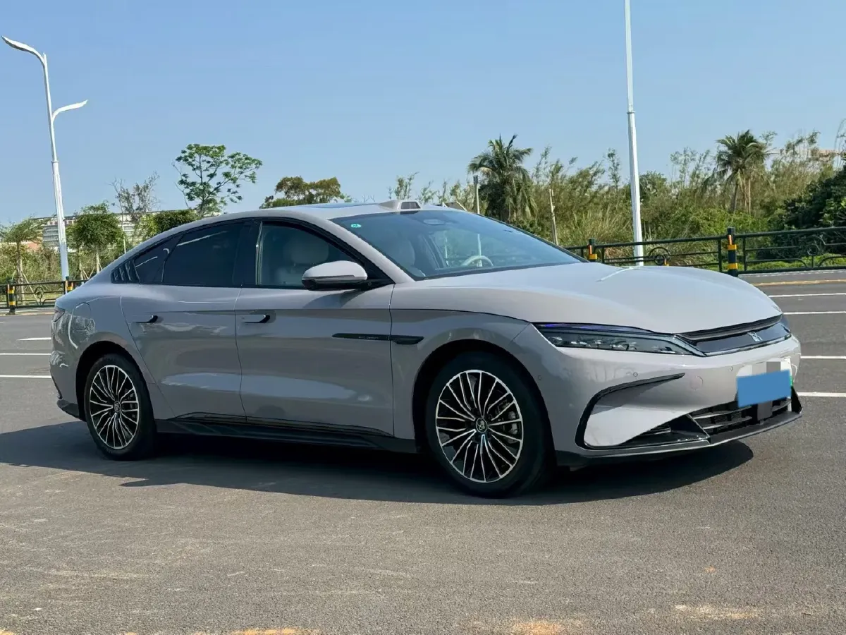 2025 BYD Han 1.5T 156HP L4 E-CVT PHEV,autocango,china used car exporter,china ev exporter,chinese used car exporter,chinese used ev exporter