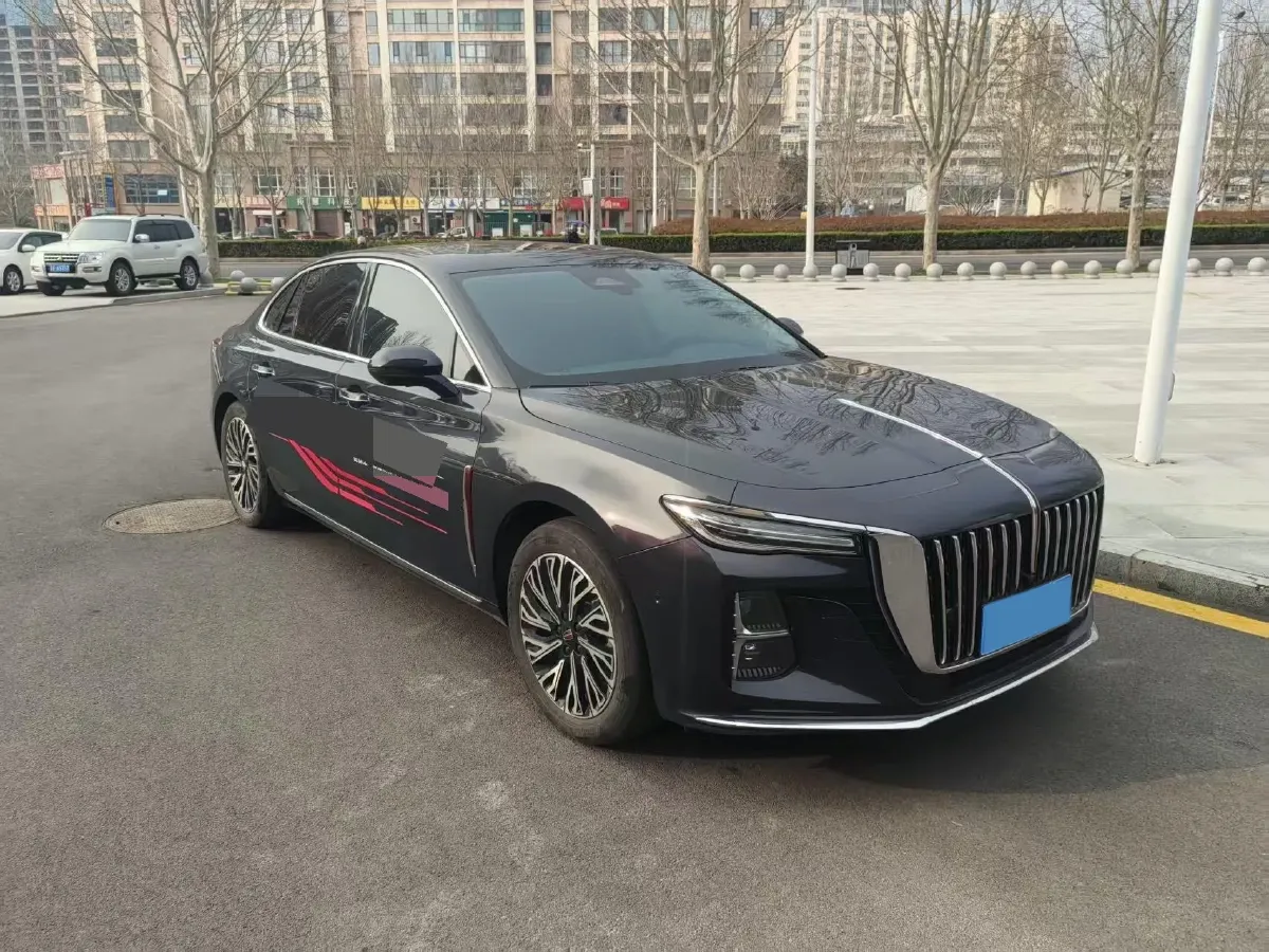 2025 HongQi H5 2.0T 224HP L4 8AT,autocango,china used car exporter,china ev exporter,chinese used car exporter,chinese used ev exporter