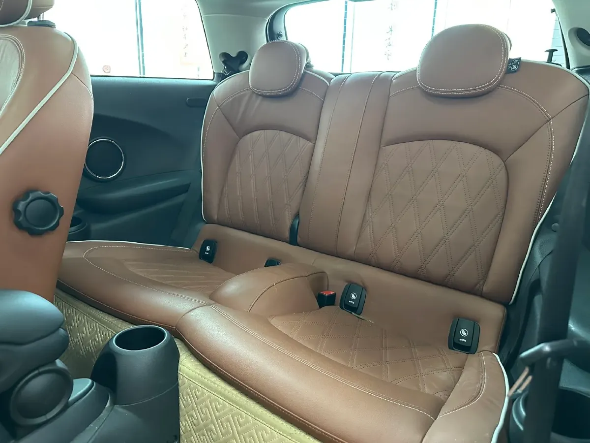 2019 MINI MINI 1.5T 136HP L3 7DCT,autocango,china used car exporter,china ev exporter,chinese used car exporter,chinese used ev exporter