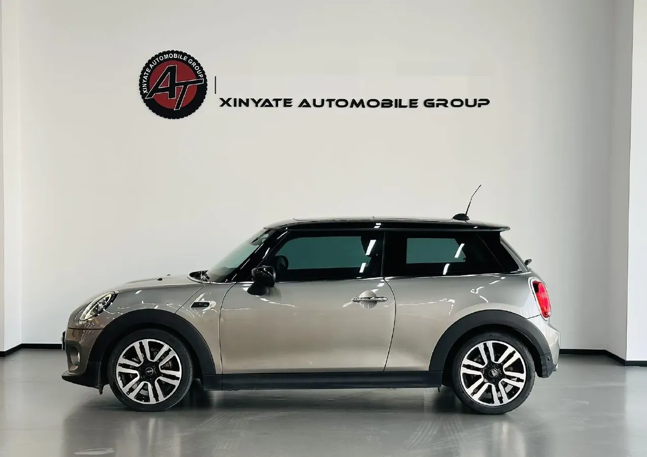 2019 MINI MINI 1.5T 136HP L3 7DCT,autocango,china used car exporter,china ev exporter,chinese used car exporter,chinese used ev exporter