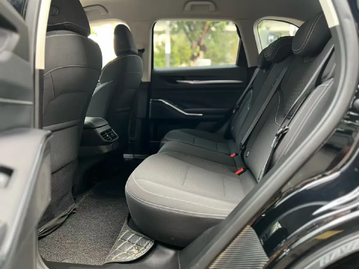 2021 Haval H6 1.5T 169HP L4 7DCT,autocango,china used car exporter,china ev exporter,chinese used car exporter,chinese used ev exporter