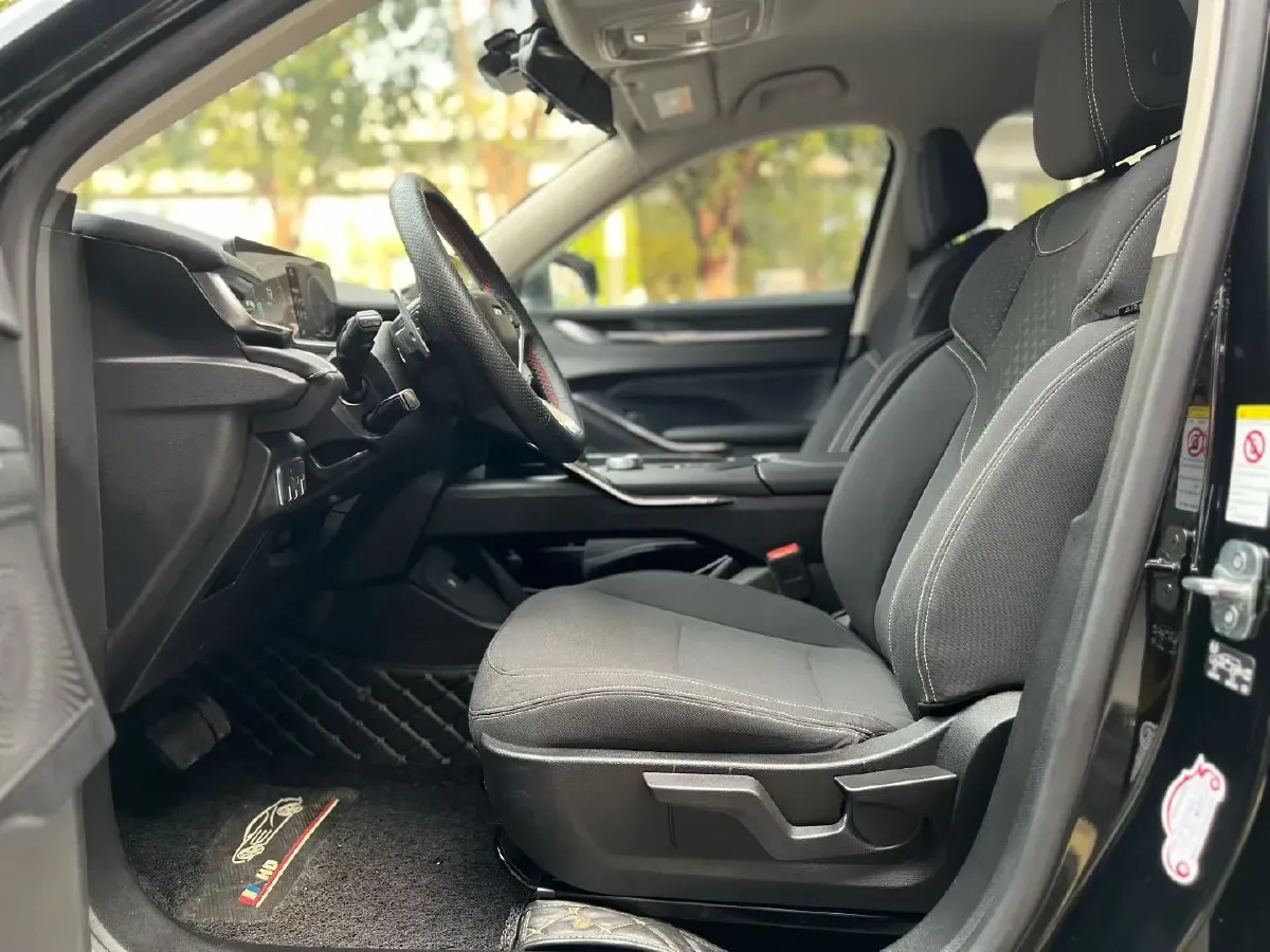 2021 Haval H6 1.5T 169HP L4 7DCT,autocango,china used car exporter,china ev exporter,chinese used car exporter,chinese used ev exporter