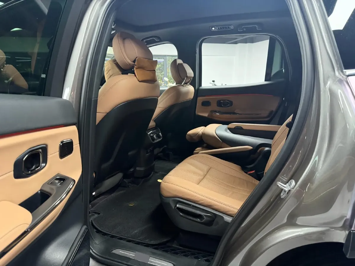 2020 NIO ES8 BEV 70KWH,autocango,china used car exporter,china ev exporter,chinese used car exporter,chinese used ev exporter