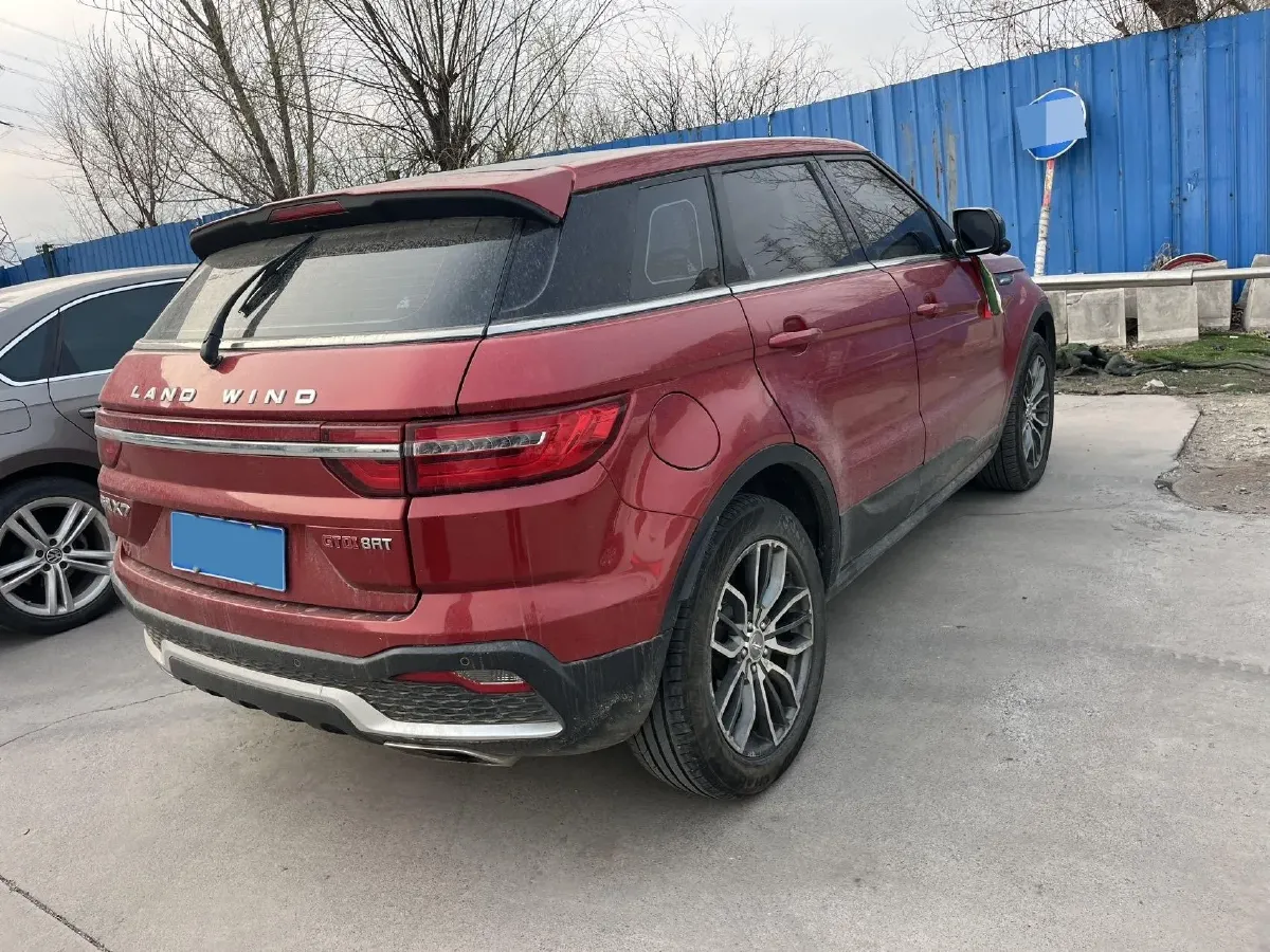 2018 Landwind X7 1.5T 163HP L4 8AT,autocango,china used car exporter,china ev exporter,chinese used car exporter,chinese used ev exporter