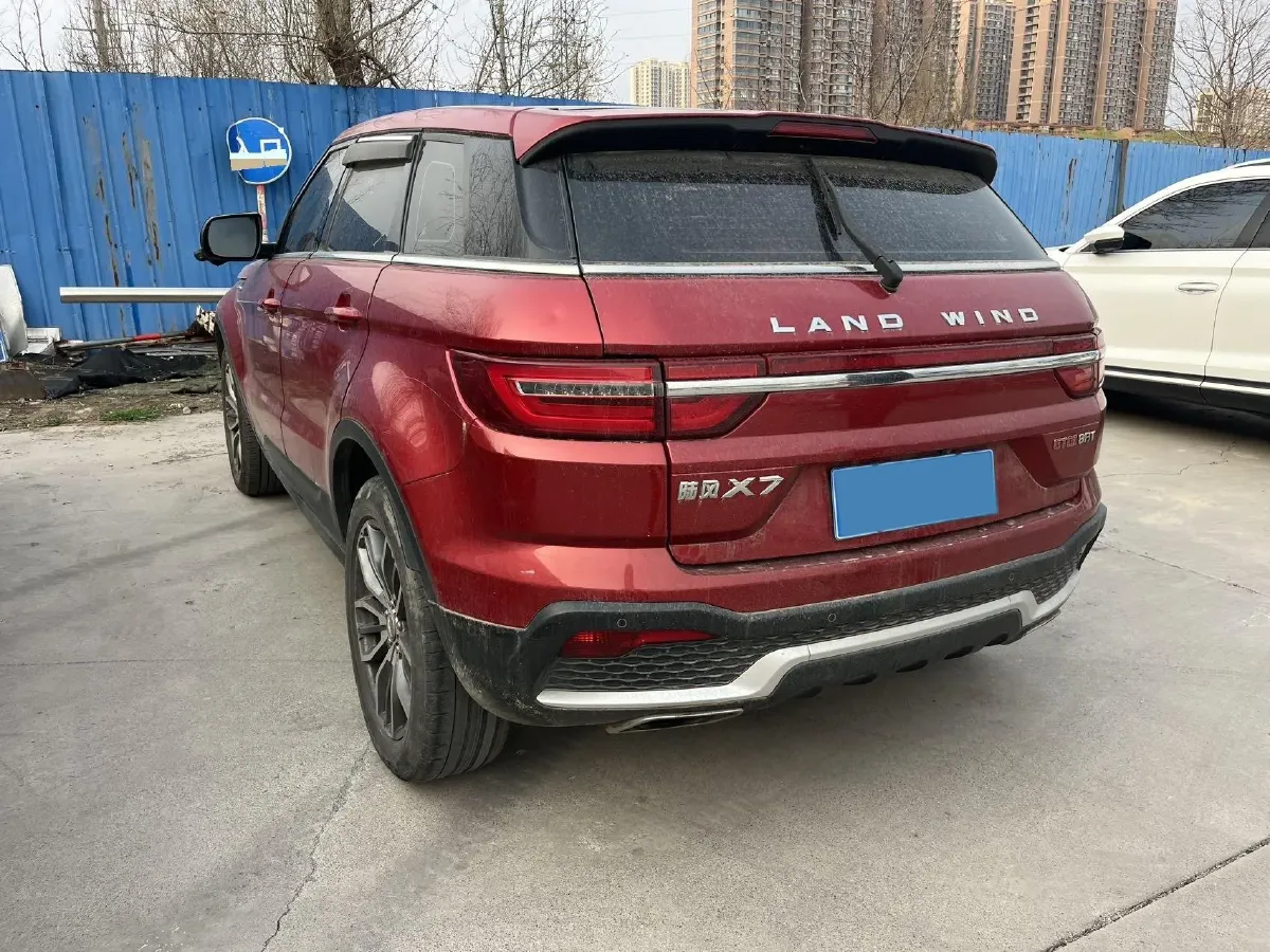 2018 Landwind X7 1.5T 163HP L4 8AT,autocango,china used car exporter,china ev exporter,chinese used car exporter,chinese used ev exporter