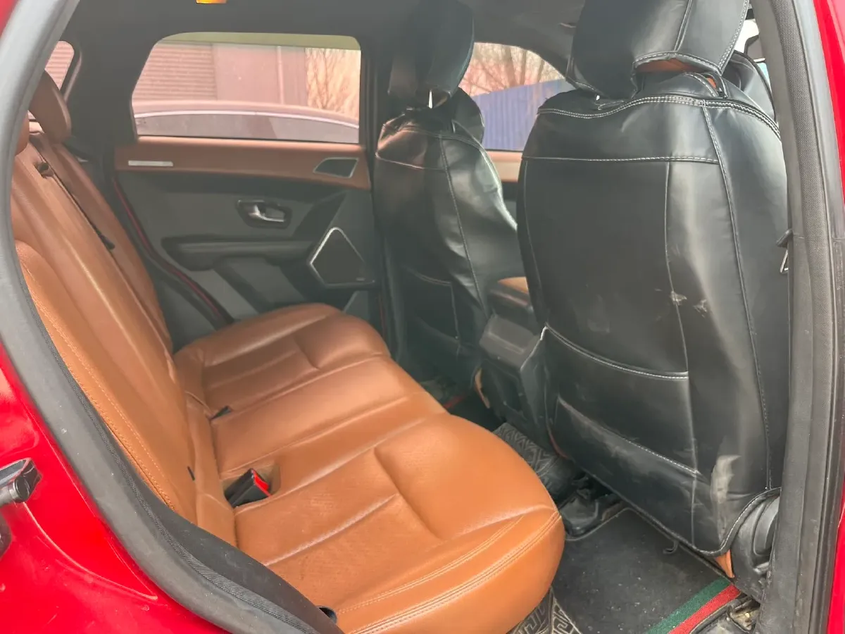 2018 Landwind X7 1.5T 163HP L4 8AT,autocango,china used car exporter,china ev exporter,chinese used car exporter,chinese used ev exporter