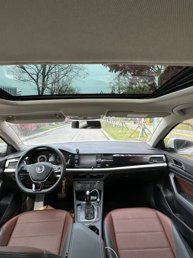 2018 Volkswagen Lavida 1.2T 116HP L4 7DCT,autocango,china used car exporter,china ev exporter,chinese used car exporter,chinese used ev exporter