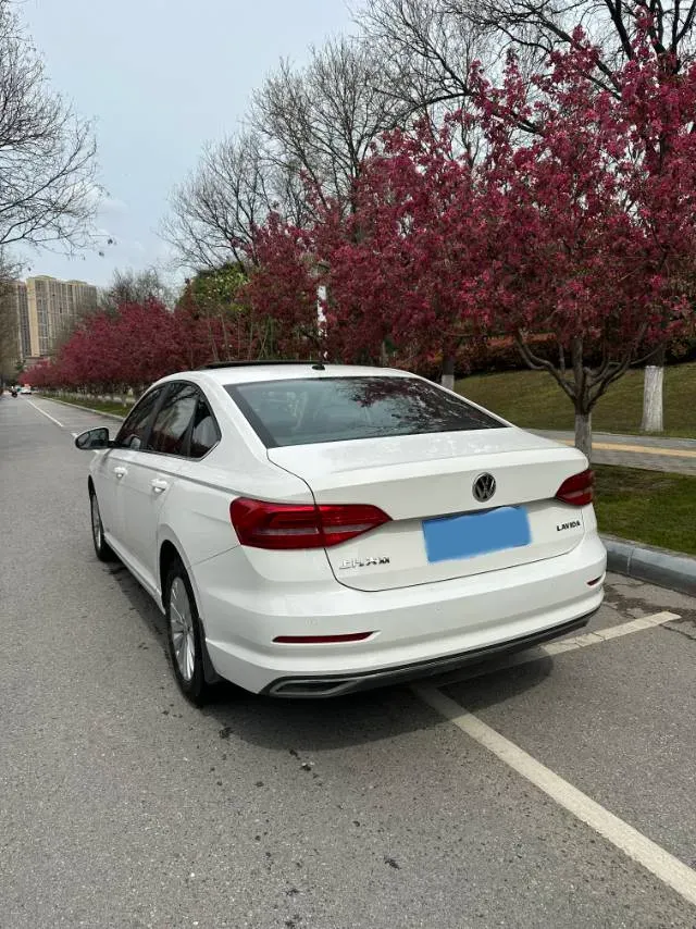 2018 Volkswagen Lavida 1.2T 116HP L4 7DCT,autocango,china used car exporter,china ev exporter,chinese used car exporter,chinese used ev exporter