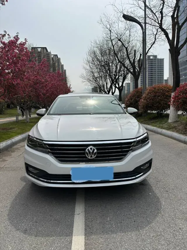 2018 Volkswagen Lavida 1.2T 116HP L4 7DCT,autocango,china used car exporter,china ev exporter,chinese used car exporter,chinese used ev exporter