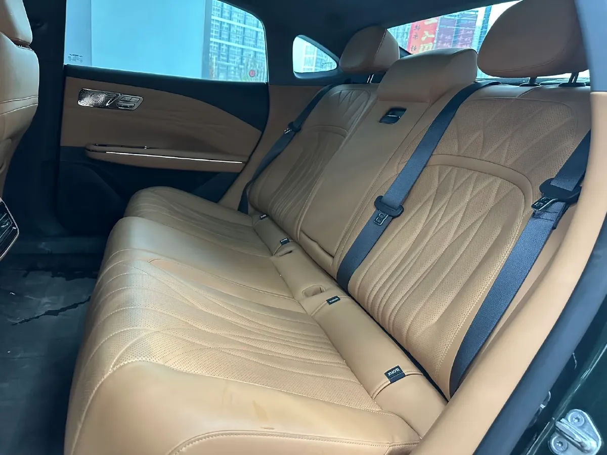 2025 Geely Galaxy Starshine 8 1.5L 112HP L4 1DHT PHEV,autocango,china used car exporter,china ev exporter,chinese used car exporter,chinese used ev exporter