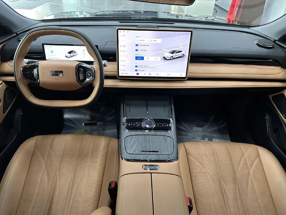 2025 Geely Galaxy Starshine 8 1.5L 112HP L4 1DHT PHEV,autocango,china used car exporter,china ev exporter,chinese used car exporter,chinese used ev exporter